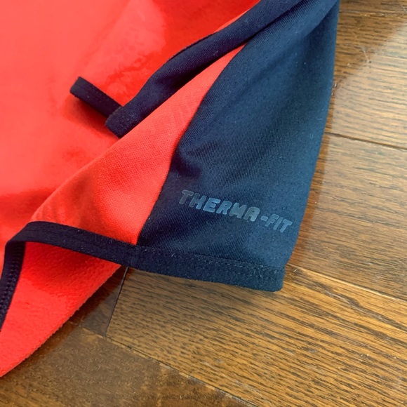 Nike Therma Fit Hooded Shirt -Women’s M - Picture 9 of 16